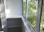 Монтаж алюминиевой рамы и обшивка балкона.  mobile